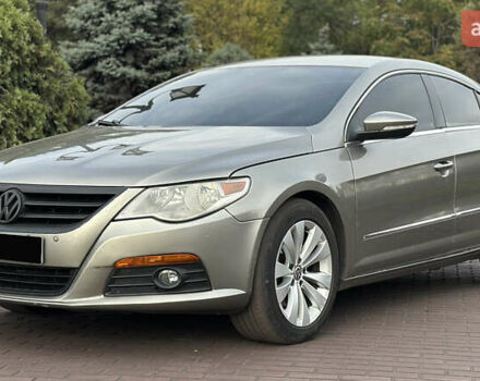 Серый Фольксваген CC / Passat CC, объемом двигателя 2 л и пробегом 267 тыс. км за 7999 $, фото 1 на Automoto.ua