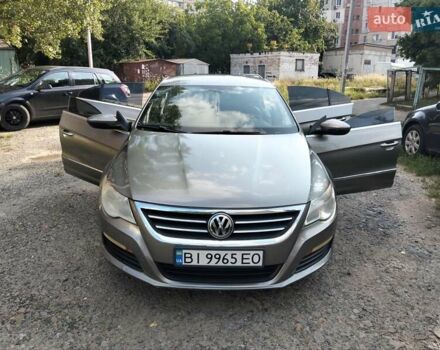 Серый Фольксваген CC / Passat CC, объемом двигателя 1.98 л и пробегом 137 тыс. км за 9000 $, фото 1 на Automoto.ua