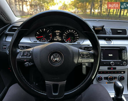 Фольксваген CC / Passat CC 2012 в Николаеве на Automoto.ua Синий Фольксваген CC / Passat CC, объемом двигателя 1.98 л и пробегом 178 тыс. км за 12700 $, фото 34 на Automoto.ua