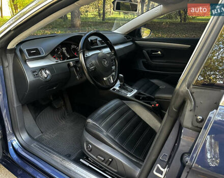 Синий Фольксваген CC / Passat CC, объемом двигателя 2 л и пробегом 178 тыс. км за 12500 $, фото 24 на Automoto.ua