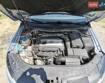 Синий Фольксваген CC / Passat CC, объемом двигателя 1.98 л и пробегом 160 тыс. км за 12000 $, фото 12 на Automoto.ua