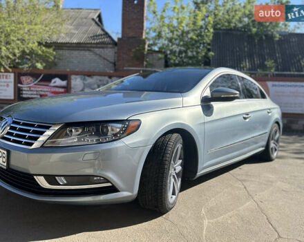 Синий Фольксваген CC / Passat CC, объемом двигателя 2 л и пробегом 305 тыс. км за 12000 $, фото 4 на Automoto.ua