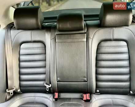 Синій Фольксваген CC / Passat CC, об'ємом двигуна 1.98 л та пробігом 165 тис. км за 10950 $, фото 15 на Automoto.ua