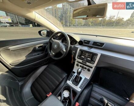 Синий Фольксваген CC / Passat CC, объемом двигателя 1.98 л и пробегом 188 тыс. км за 11000 $, фото 5 на Automoto.ua