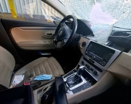 Синий Фольксваген CC, объемом двигателя 2 л и пробегом 230 тыс. км за 6200 $, фото 4 на Automoto.ua