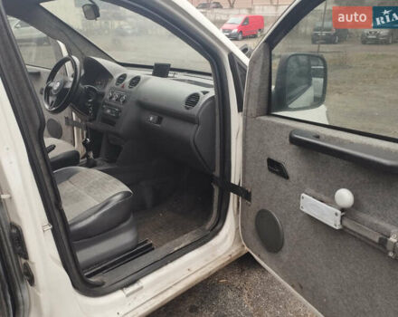 Білий Фольксваген Кадді, об'ємом двигуна 1.97 л та пробігом 288 тис. км за 13000 $, фото 10 на Automoto.ua