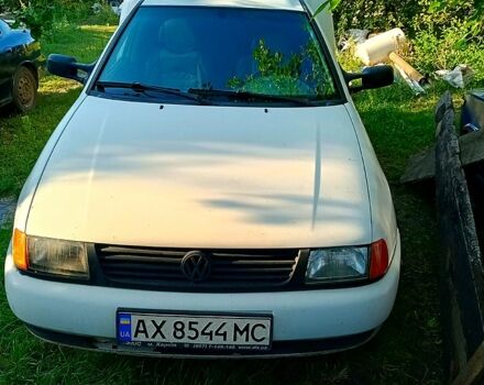 Белый Фольксваген Кадди, объемом двигателя 1.9 л и пробегом 100 тыс. км за 2500 $, фото 2 на Automoto.ua