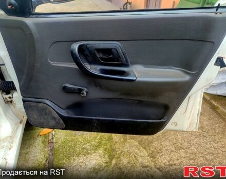 Белый Фольксваген Кадди, объемом двигателя 1.9 л и пробегом 0 тыс. км за 1650 $, фото 2 на Automoto.ua