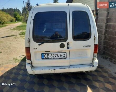Белый Фольксваген Кадди, объемом двигателя 1.4 л и пробегом 300 тыс. км за 1100 $, фото 3 на Automoto.ua
