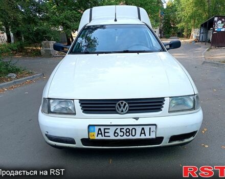 Белый Фольксваген Кадди, объемом двигателя 1.4 л и пробегом 260 тыс. км за 2450 $, фото 3 на Automoto.ua