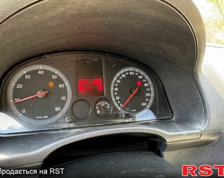 Белый Фольксваген Кадди, объемом двигателя 1.6 л и пробегом 282 тыс. км за 4300 $, фото 5 на Automoto.ua