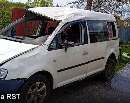 Белый Фольксваген Кадди, объемом двигателя 2 л и пробегом 300 тыс. км за 2400 $, фото 6 на Automoto.ua