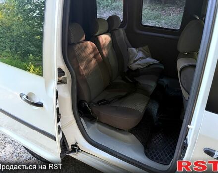 Білий Фольксваген Кадді, об'ємом двигуна 1.9 л та пробігом 280 тис. км за 4999 $, фото 9 на Automoto.ua
