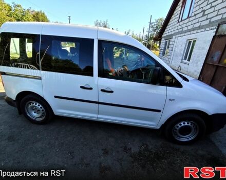 Белый Фольксваген Кадди, объемом двигателя 1.9 л и пробегом 230 тыс. км за 6300 $, фото 2 на Automoto.ua