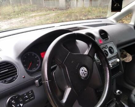 Белый Фольксваген Кадди, объемом двигателя 1.4 л и пробегом 356 тыс. км за 4700 $, фото 4 на Automoto.ua