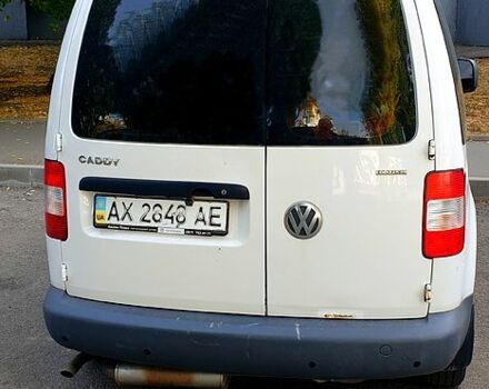Белый Фольксваген Кадди, объемом двигателя 2 л и пробегом 356 тыс. км за 4500 $, фото 2 на Automoto.ua