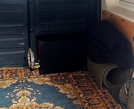 Белый Фольксваген Кадди, объемом двигателя 2 л и пробегом 0 тыс. км за 4500 $, фото 7 на Automoto.ua