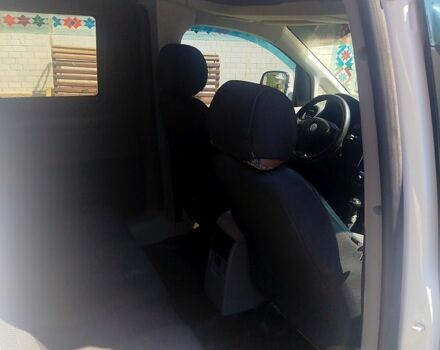 Белый Фольксваген Кадди, объемом двигателя 1.9 л и пробегом 188 тыс. км за 5600 $, фото 6 на Automoto.ua