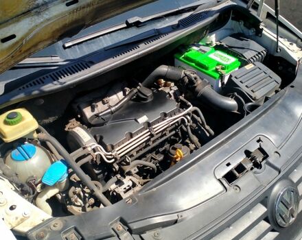 Белый Фольксваген Кадди, объемом двигателя 2 л и пробегом 522 тыс. км за 4800 $, фото 6 на Automoto.ua