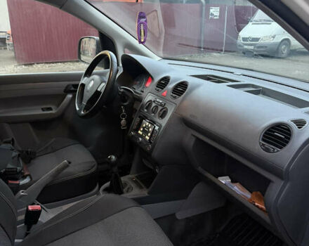 Белый Фольксваген Кадди, объемом двигателя 1.9 л и пробегом 452 тыс. км за 5500 $, фото 11 на Automoto.ua