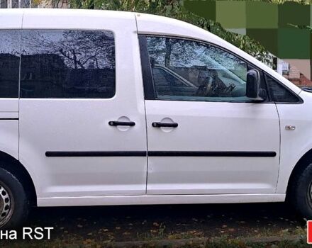 Белый Фольксваген Кадди, объемом двигателя 1.4 л и пробегом 157 тыс. км за 5000 $, фото 2 на Automoto.ua