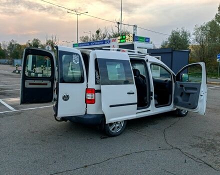 Белый Фольксваген Кадди, объемом двигателя 2 л и пробегом 298 тыс. км за 5700 $, фото 5 на Automoto.ua