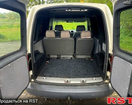 Белый Фольксваген Кадди, объемом двигателя 2 л и пробегом 155 тыс. км за 5700 $, фото 6 на Automoto.ua