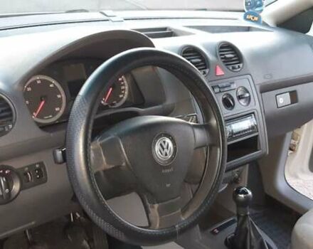 Белый Фольксваген Кадди, объемом двигателя 1.9 л и пробегом 263 тыс. км за 6900 $, фото 10 на Automoto.ua