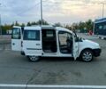 Белый Фольксваген Кадди, объемом двигателя 2 л и пробегом 298 тыс. км за 5700 $, фото 1 на Automoto.ua