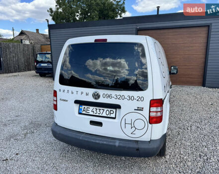 Білий Фольксваген Кадді, об'ємом двигуна 1.6 л та пробігом 290 тис. км за 5500 $, фото 4 на Automoto.ua