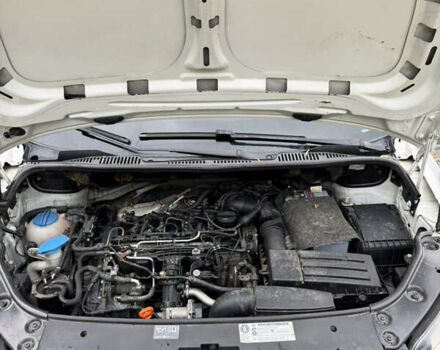 Белый Фольксваген Кадди, объемом двигателя 1.6 л и пробегом 402 тыс. км за 6350 $, фото 15 на Automoto.ua