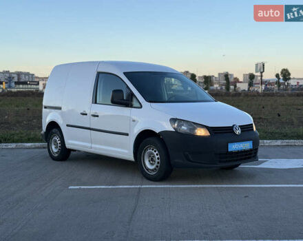 Белый Фольксваген Кадди, объемом двигателя 1.6 л и пробегом 363 тыс. км за 5890 $, фото 1 на Automoto.ua