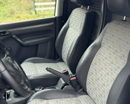 Белый Фольксваген Кадди, объемом двигателя 1.6 л и пробегом 402 тыс. км за 6350 $, фото 13 на Automoto.ua