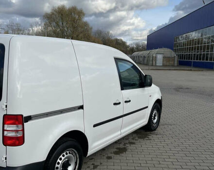 Фольксваген Кадді 2011 у Сумах на Automoto.ua Білий Фольксваген Кадді, об'ємом двигуна 1.6 л та пробігом 238 тис. км за 7999 $, фото 4 на Automoto.ua