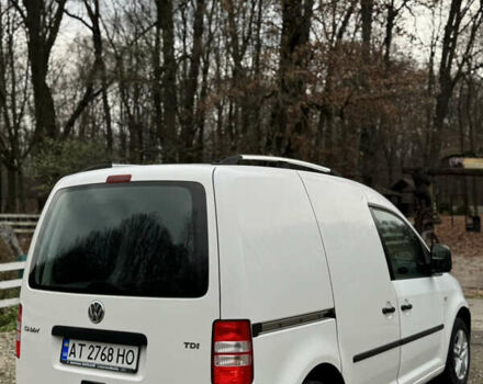 Белый Фольксваген Кадди, объемом двигателя 1.6 л и пробегом 402 тыс. км за 6350 $, фото 5 на Automoto.ua