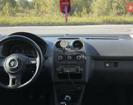 Білий Фольксваген Кадді, об'ємом двигуна 1.6 л та пробігом 273 тис. км за 9700 $, фото 13 на Automoto.ua