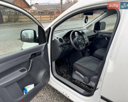 Белый Фольксваген Кадди, объемом двигателя 1.6 л и пробегом 290 тыс. км за 6200 $, фото 6 на Automoto.ua