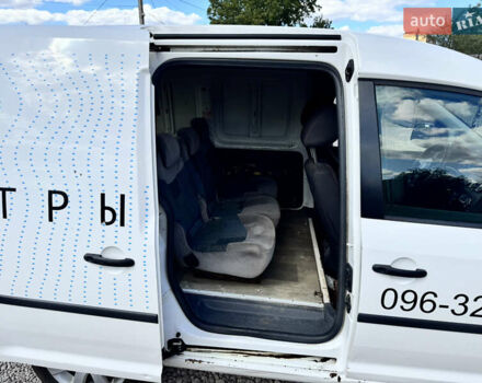 Білий Фольксваген Кадді, об'ємом двигуна 1.6 л та пробігом 290 тис. км за 5500 $, фото 13 на Automoto.ua
