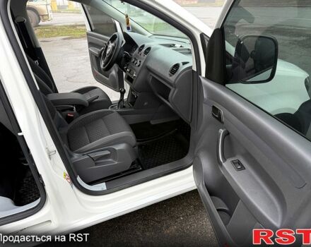 Белый Фольксваген Кадди, объемом двигателя 1.6 л и пробегом 224 тыс. км за 8700 $, фото 11 на Automoto.ua