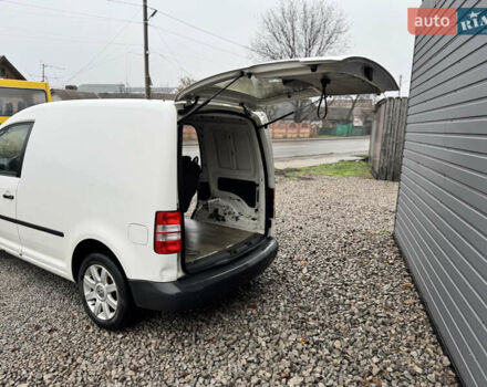 Белый Фольксваген Кадди, объемом двигателя 1.6 л и пробегом 290 тыс. км за 6200 $, фото 15 на Automoto.ua