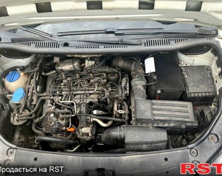 Белый Фольксваген Кадди, объемом двигателя 2 л и пробегом 301 тыс. км за 9299 $, фото 9 на Automoto.ua