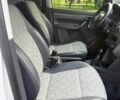 Білий Фольксваген Кадді, об'ємом двигуна 1.6 л та пробігом 206 тис. км за 5950 $, фото 11 на Automoto.ua
