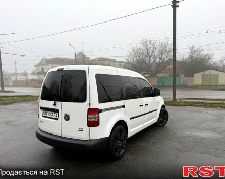 Белый Фольксваген Кадди, объемом двигателя 1.6 л и пробегом 224 тыс. км за 8700 $, фото 5 на Automoto.ua