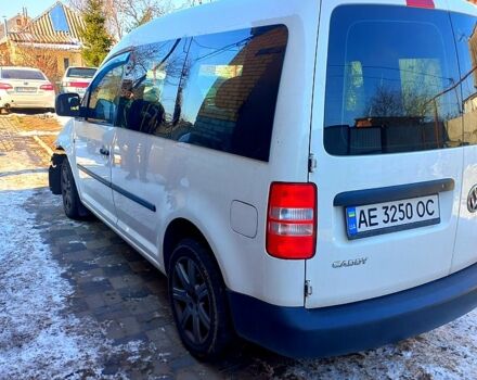 Белый Фольксваген Кадди, объемом двигателя 1.6 л и пробегом 220 тыс. км за 3750 $, фото 2 на Automoto.ua