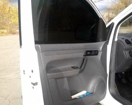 Белый Фольксваген Кадди, объемом двигателя 2 л и пробегом 223 тыс. км за 6200 $, фото 3 на Automoto.ua