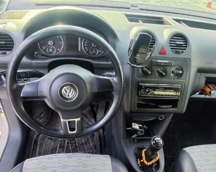 Білий Фольксваген Кадді, об'ємом двигуна 1.6 л та пробігом 318 тис. км за 8300 $, фото 21 на Automoto.ua