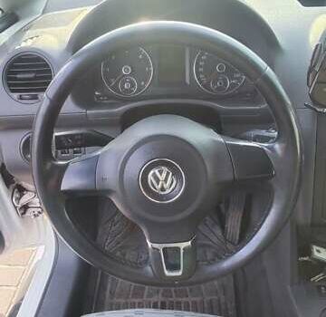 Білий Фольксваген Кадді, об'ємом двигуна 1.6 л та пробігом 318 тис. км за 8300 $, фото 20 на Automoto.ua