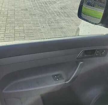 Білий Фольксваген Кадді, об'ємом двигуна 1.6 л та пробігом 318 тис. км за 8300 $, фото 26 на Automoto.ua