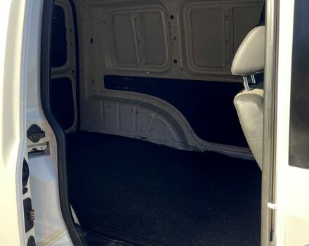 Белый Фольксваген Кадди, объемом двигателя 1.2 л и пробегом 148 тыс. км за 6200 $, фото 11 на Automoto.ua