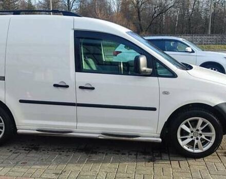 Білий Фольксваген Кадді, об'ємом двигуна 1.6 л та пробігом 318 тис. км за 8300 $, фото 5 на Automoto.ua